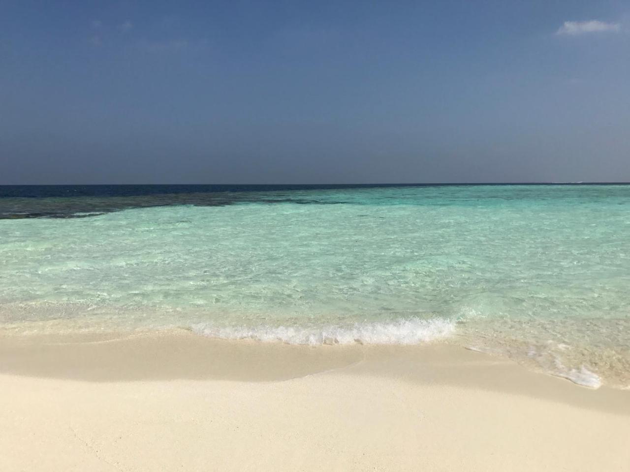 Hotel String Wave Maldives Gulhi Exterior foto